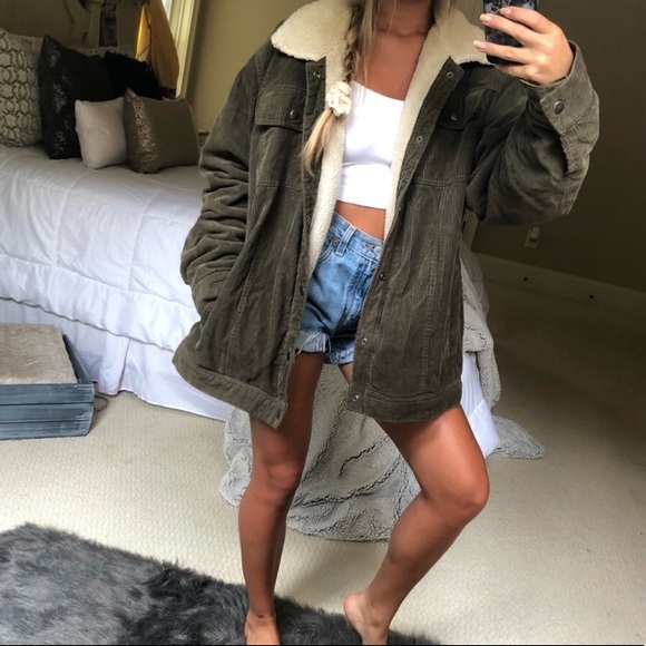 Olive timberland Sherpa jacket - Picture 2 of 7